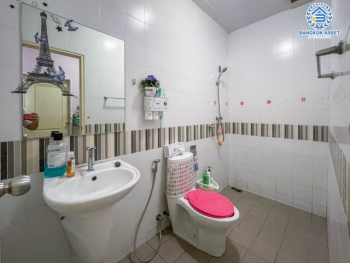 *****ทาวน์เฮ้าส์มือสองย่านนนทบุรี ม.นนท์ณิชา บางใหญ่ บนเนื้อที่มาถึง 21 ตร.ว. ฟังก์ชัน 3 ห้องนอน 2 ห้องน้ำ 1 ที่จอดรถ แถมฟรี! 2 เครื่องปรับอากาศ สภาพดี พร้อมอยู่ เชื่อมต่อถ.กาญจนาภิเษก เดินทางสะดวก ใกล้รถไฟฟ้าสายสีม่วง "สถานีตลาดบางใหญ่" และทางด่วน "ศรีรัช" ราคาสุดคุ้ม!